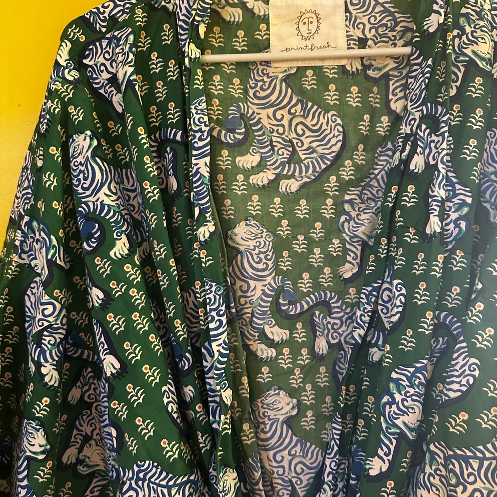 Printfresh Green and White Tiger Casual Shirt
